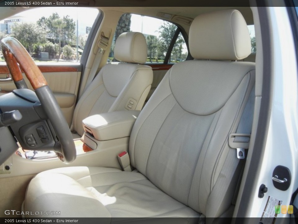 Ecru Interior Photo for the 2005 Lexus LS 430 Sedan #59025366