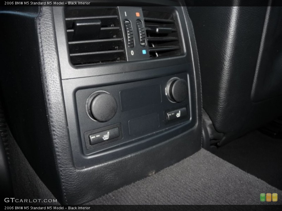 Black Interior Controls for the 2006 BMW M5  #59031985