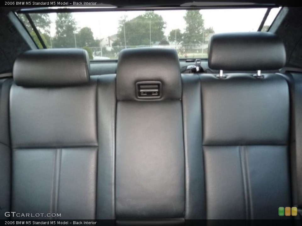 Black Interior Photo for the 2006 BMW M5  #59032039