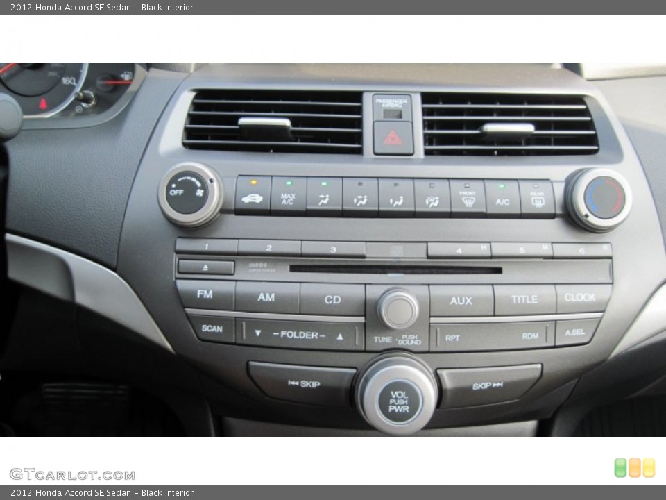 Black Interior Controls for the 2012 Honda Accord SE Sedan #59036416