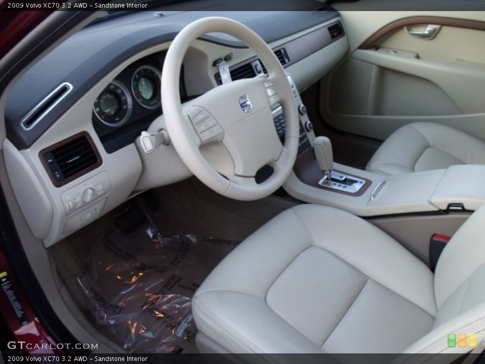 Sandstone Interior Photo for the 2009 Volvo XC70 3.2 AWD #59045857