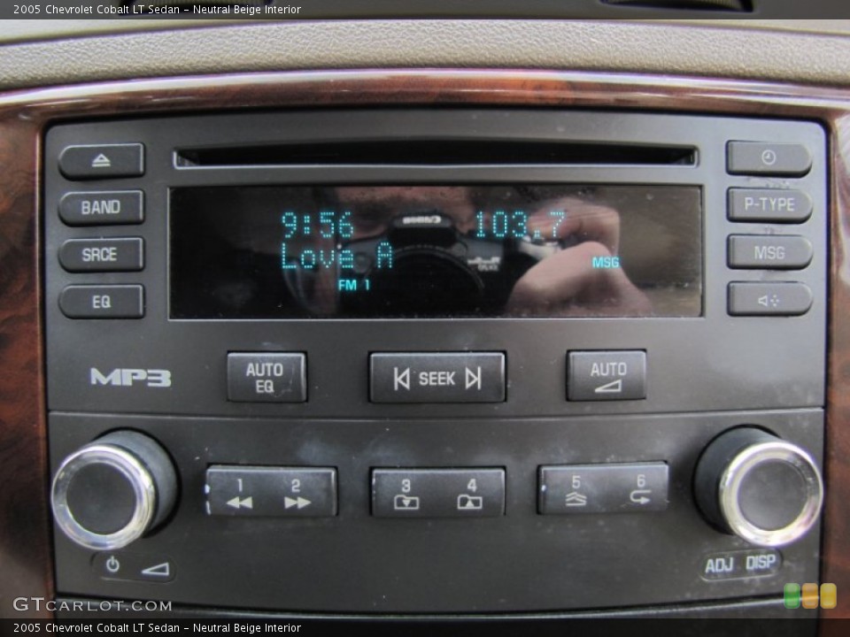 Neutral Beige Interior Audio System for the 2005 Chevrolet Cobalt LT Sedan #59050478
