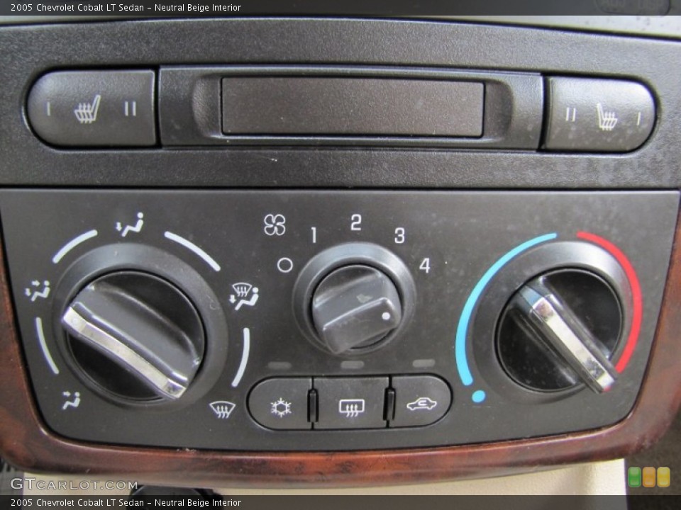 Neutral Beige Interior Controls for the 2005 Chevrolet Cobalt LT Sedan #59050484