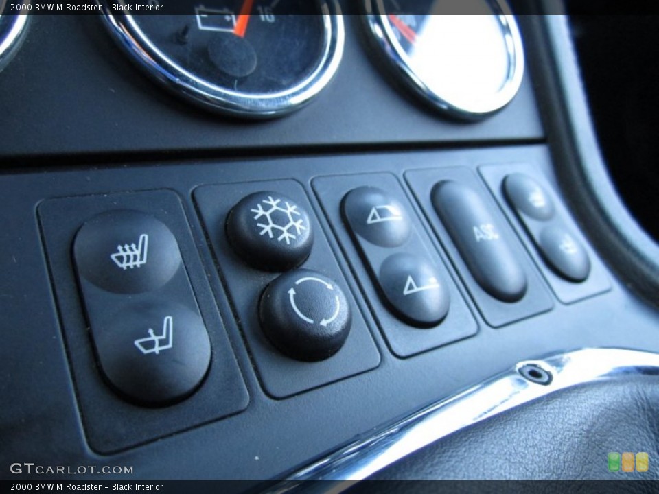 Black Interior Controls for the 2000 BMW M Roadster #59067394