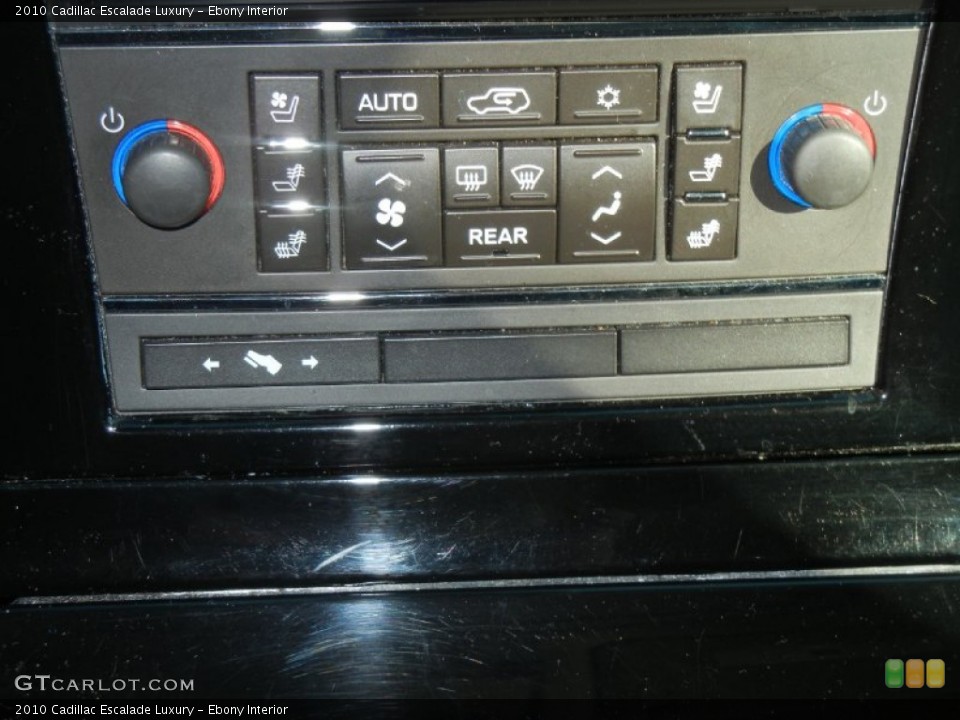 Ebony Interior Controls for the 2010 Cadillac Escalade Luxury #59070998