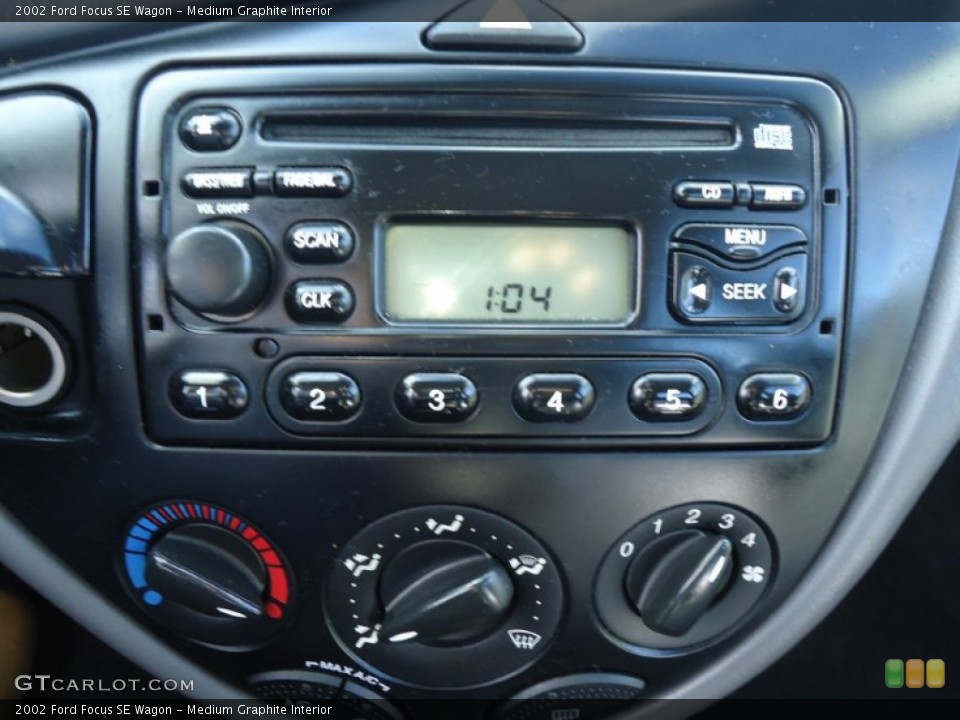Medium Graphite Interior Audio System for the 2002 Ford Focus SE Wagon #59089151