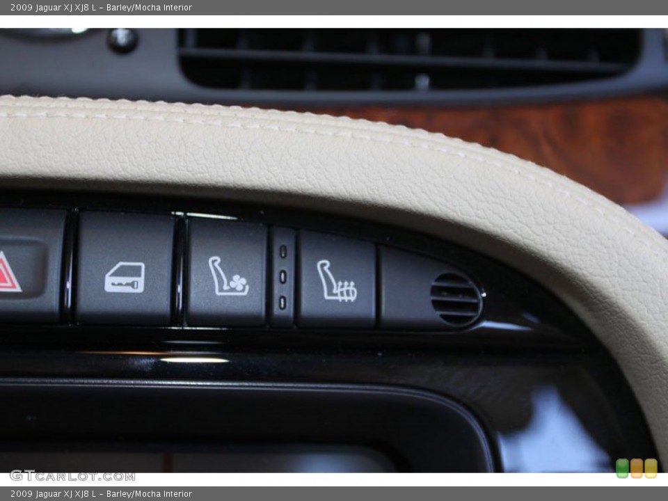 Barley/Mocha Interior Controls for the 2009 Jaguar XJ XJ8 L #59103830