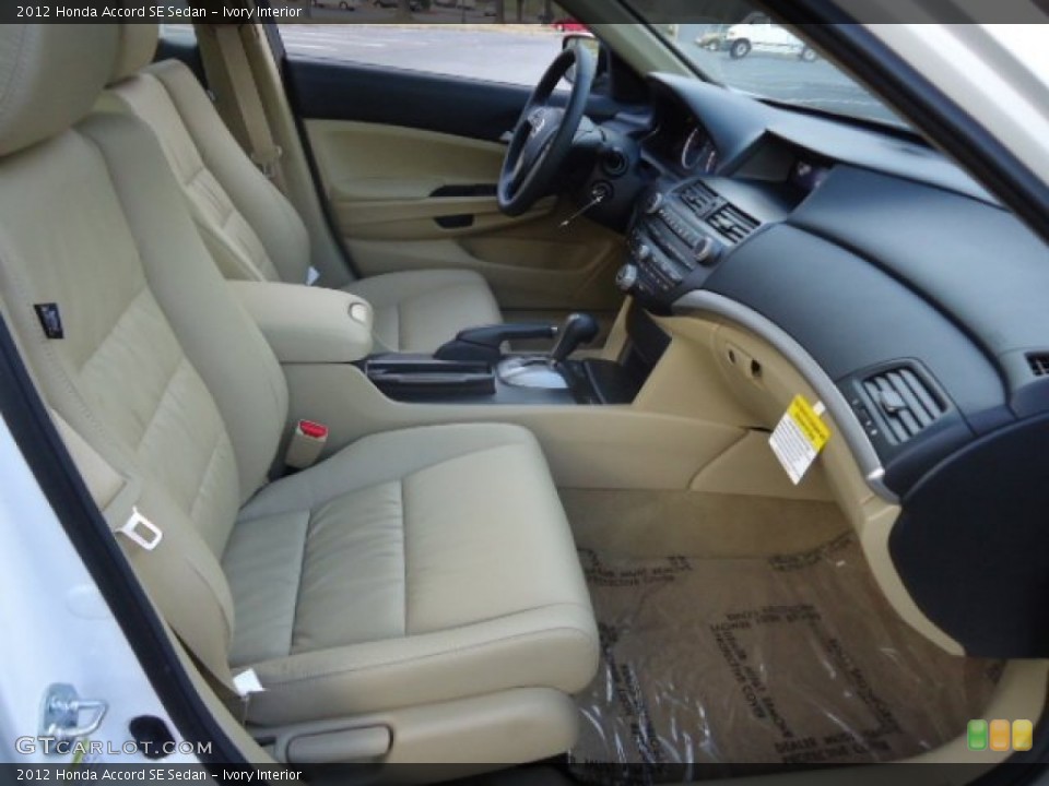 Ivory Interior Photo for the 2012 Honda Accord SE Sedan #59107256