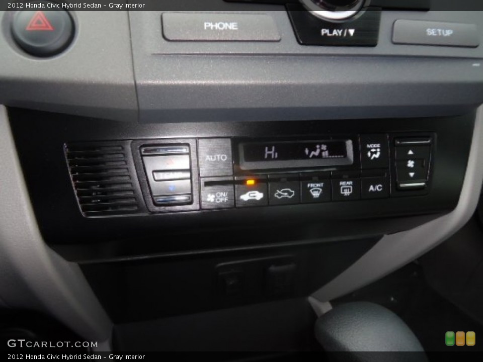 Gray Interior Controls for the 2012 Honda Civic Hybrid Sedan #59110328