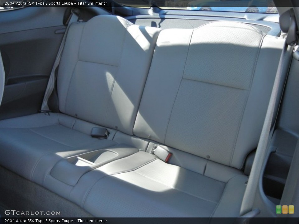 Titanium Interior Photo for the 2004 Acura RSX Type S Sports Coupe #59131418