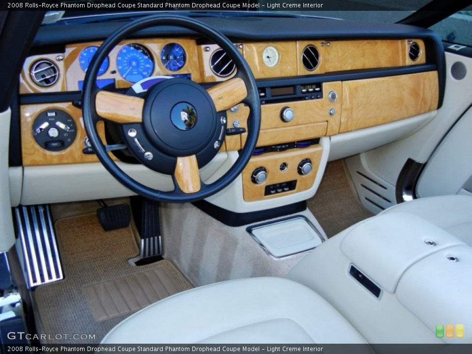 Light Creme Interior Dashboard for the 2008 Rolls-Royce Phantom Drophead Coupe  #59136332
