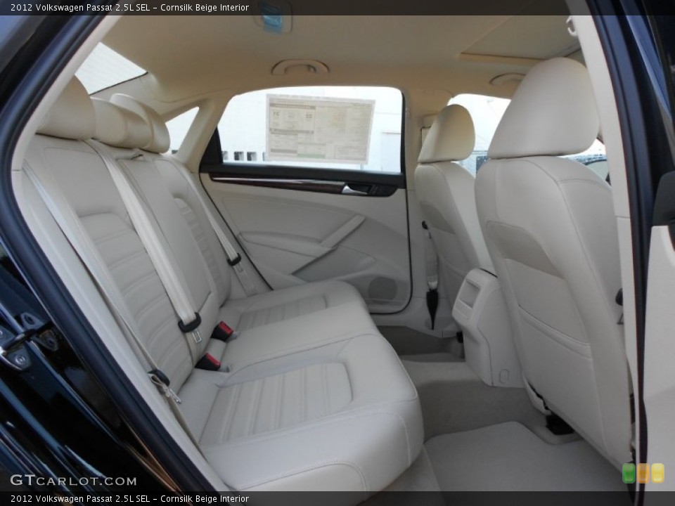 Cornsilk Beige Interior Photo for the 2012 Volkswagen Passat 2.5L SEL #59138201