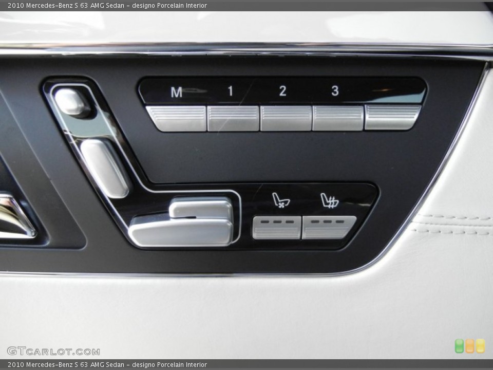 designo Porcelain Interior Controls for the 2010 Mercedes-Benz S 63 AMG Sedan #59142434