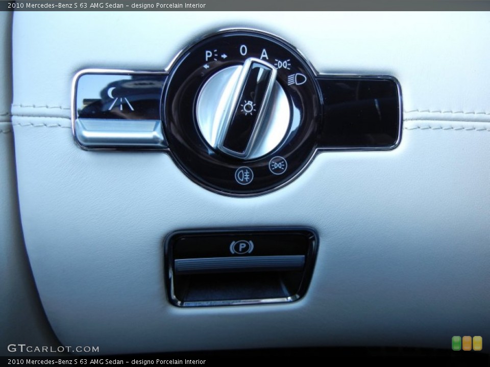 designo Porcelain Interior Controls for the 2010 Mercedes-Benz S 63 AMG Sedan #59142587