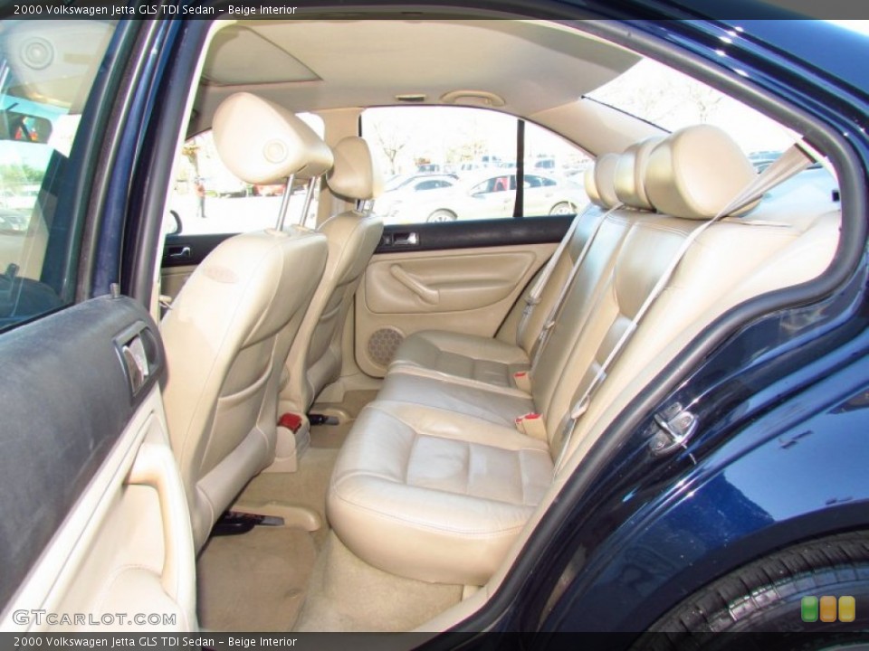 Beige Interior Photo for the 2000 Volkswagen Jetta GLS TDI Sedan #59143817