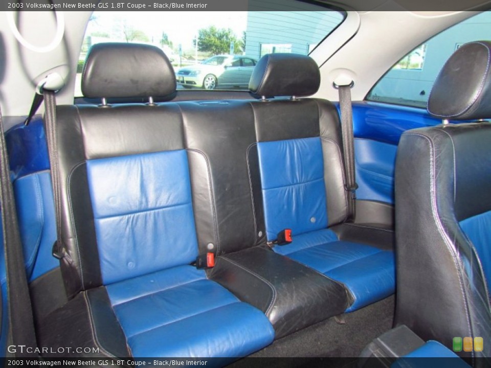 Black/Blue Interior Photo for the 2003 Volkswagen New Beetle GLS 1.8T Coupe #59145176