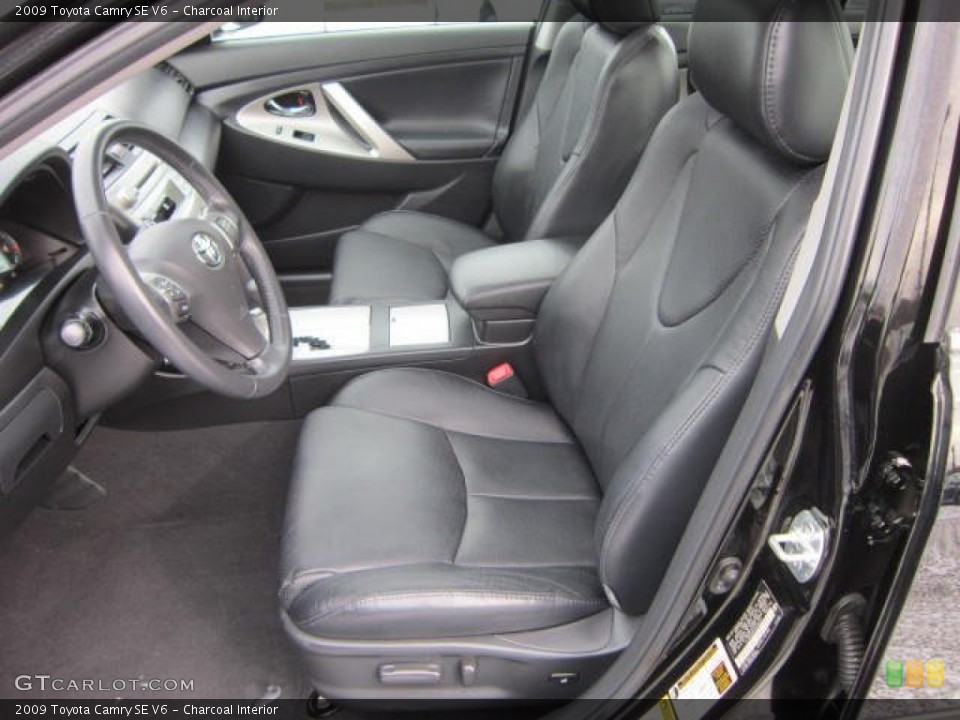 Charcoal Interior Photo for the 2009 Toyota Camry SE V6 #59151452