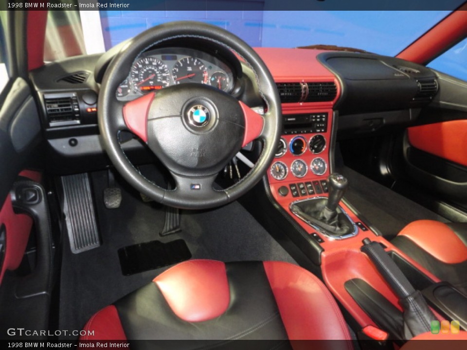 Imola Red Interior Dashboard for the 1998 BMW M Roadster #59151917