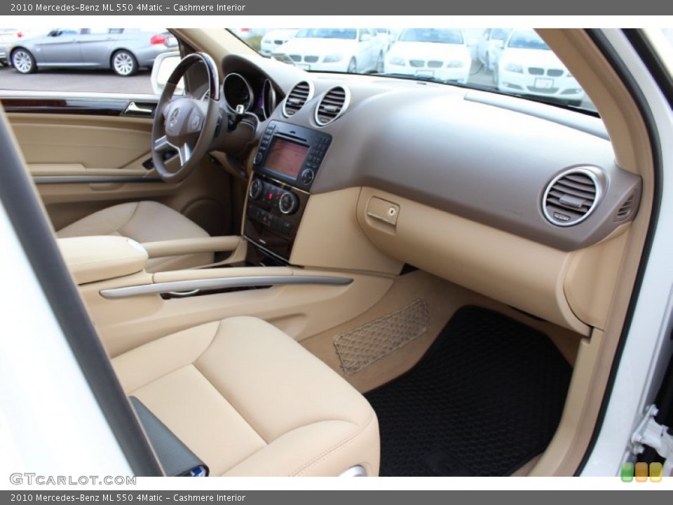 Cashmere Interior Dashboard for the 2010 Mercedes-Benz ML 550 4Matic #59171275