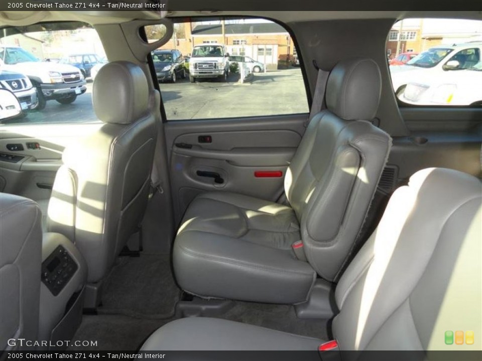 Tan/Neutral Interior Photo for the 2005 Chevrolet Tahoe Z71 4x4 #59192043