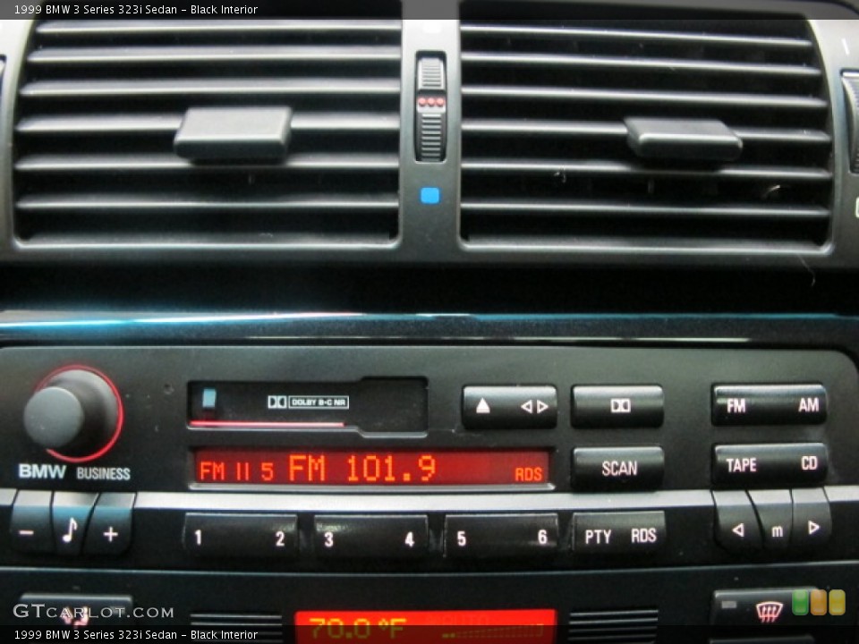 Black Interior Controls for the 1999 BMW 3 Series 323i Sedan #59201483