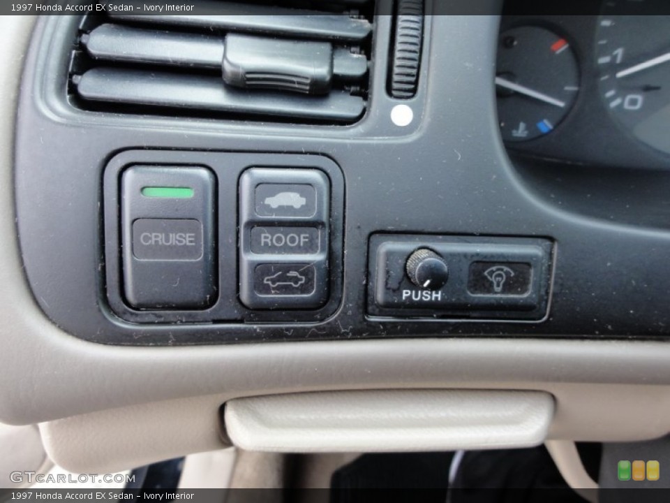 Ivory Interior Controls for the 1997 Honda Accord EX Sedan #59205164