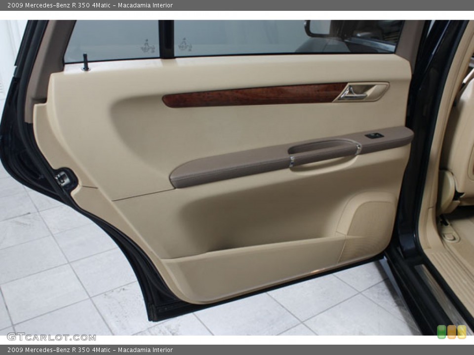 Macadamia Interior Door Panel for the 2009 Mercedes-Benz R 350 4Matic #59206862