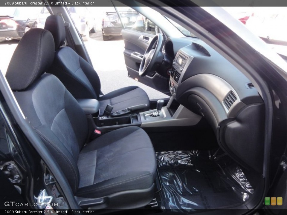 Black Interior Photo for the 2009 Subaru Forester 2.5 X Limited #59227509