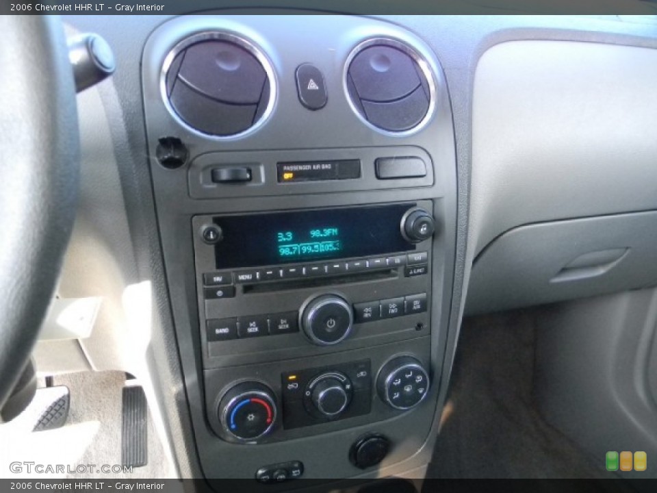 Gray Interior Controls for the 2006 Chevrolet HHR LT #59237569
