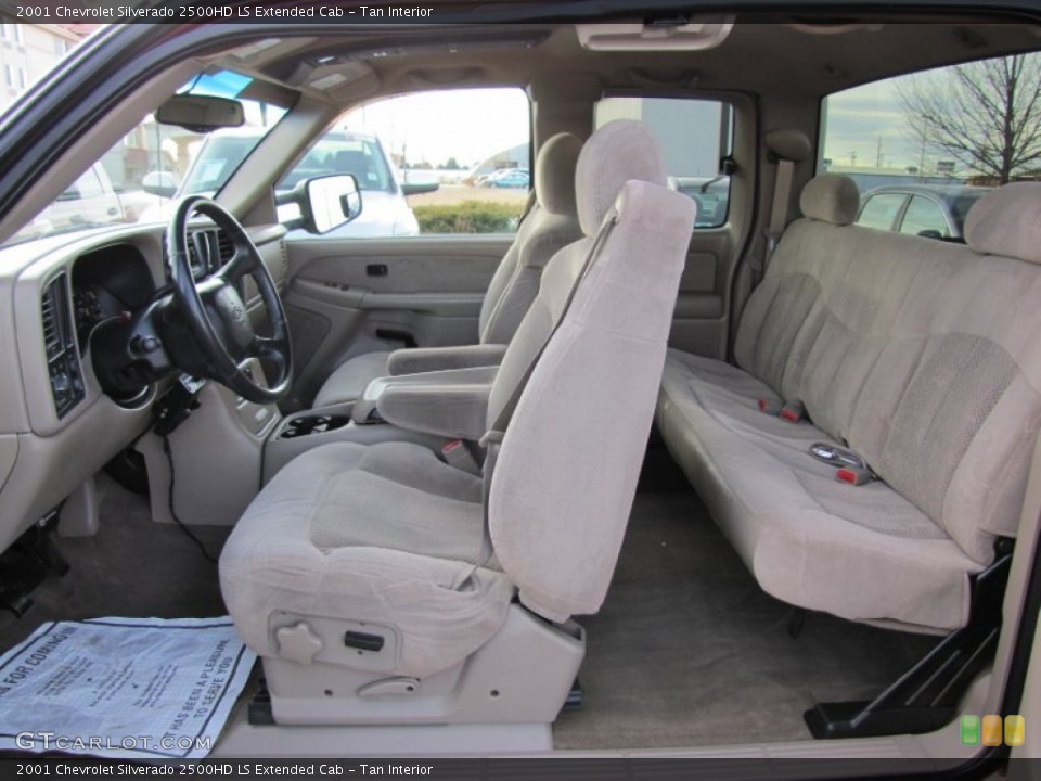 Tan Interior Photo for the 2001 Chevrolet Silverado 2500HD LS Extended Cab #59239464
