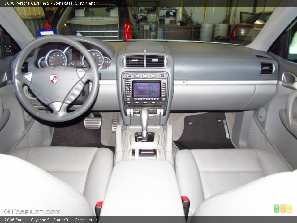 Stone/Steel Grey Interior Dashboard for the 2006 Porsche Cayenne S #59241579