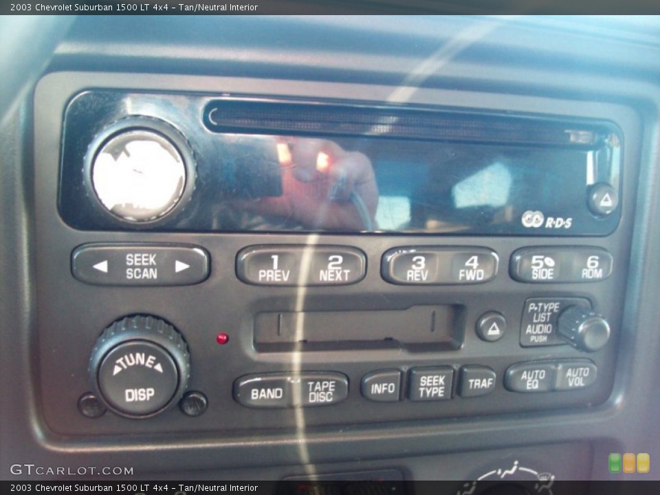 Tan/Neutral Interior Audio System for the 2003 Chevrolet Suburban 1500 LT 4x4 #59253582