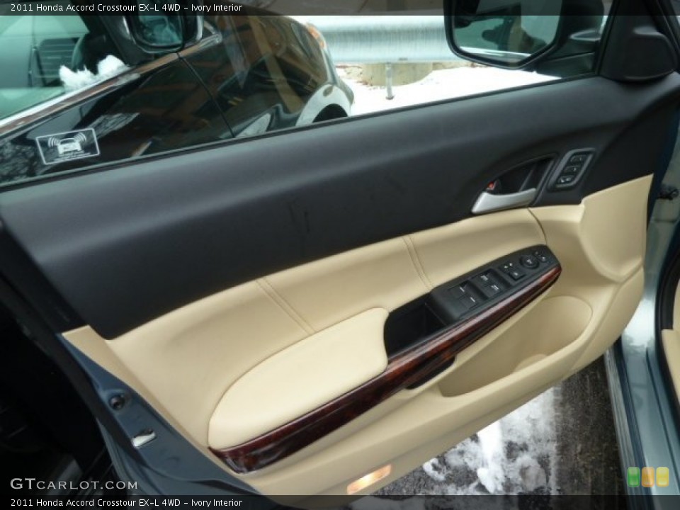 Ivory Interior Door Panel for the 2011 Honda Accord Crosstour EX-L 4WD #59265840