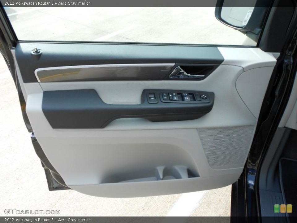 Aero Gray Interior Door Panel for the 2012 Volkswagen Routan S #59269611