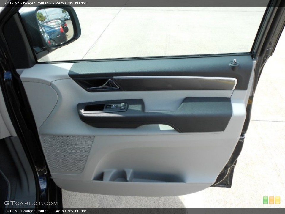 Aero Gray Interior Door Panel for the 2012 Volkswagen Routan S #59269627
