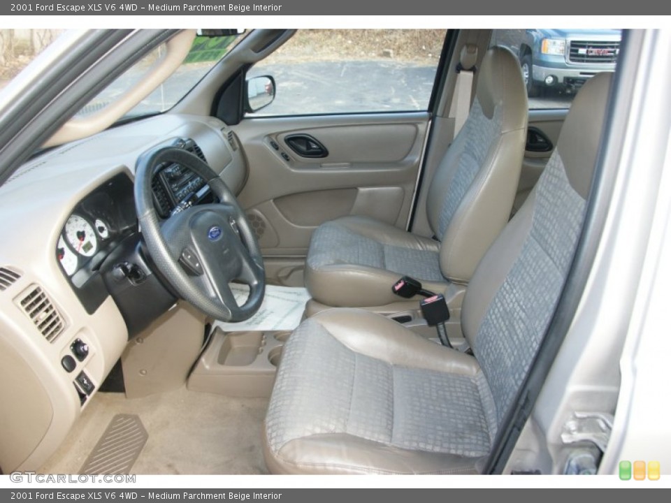 Medium Parchment Beige Interior Photo for the 2001 Ford Escape XLS V6 4WD #59299193
