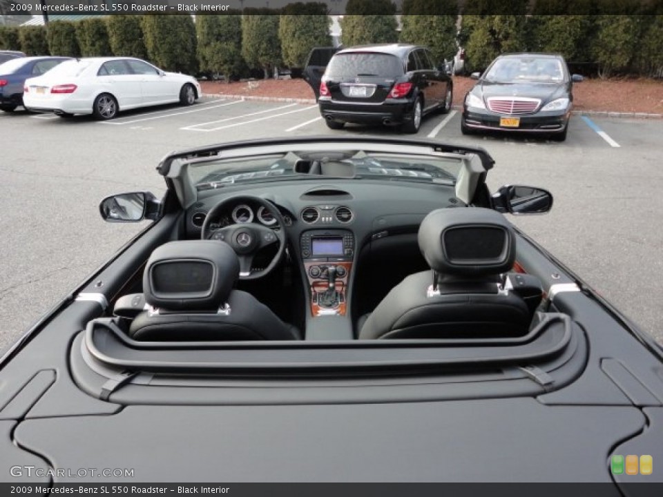 Black Interior Photo for the 2009 Mercedes-Benz SL 550 Roadster #59300742