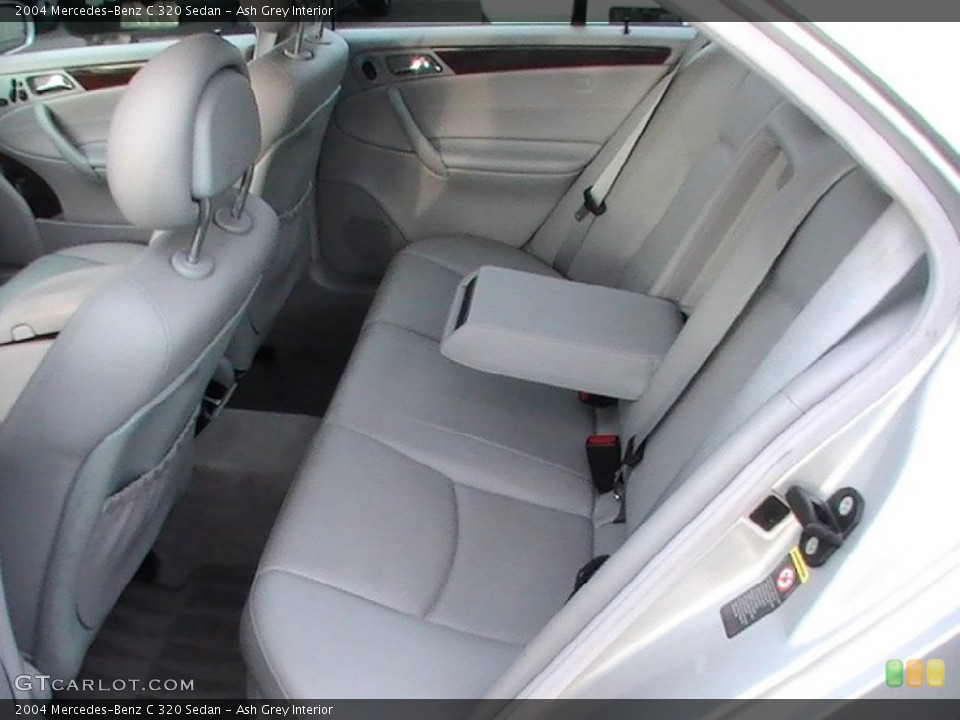 Ash Grey Interior Photo for the 2004 Mercedes-Benz C 320 Sedan #59303390