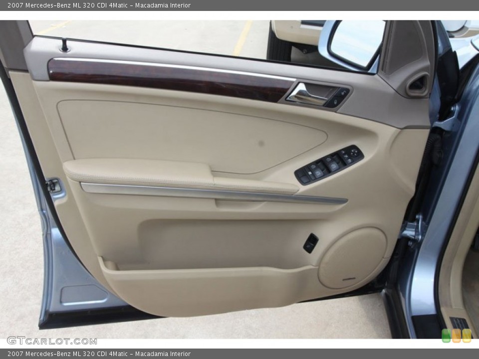 Macadamia Interior Door Panel for the 2007 Mercedes-Benz ML 320 CDI 4Matic #59303775