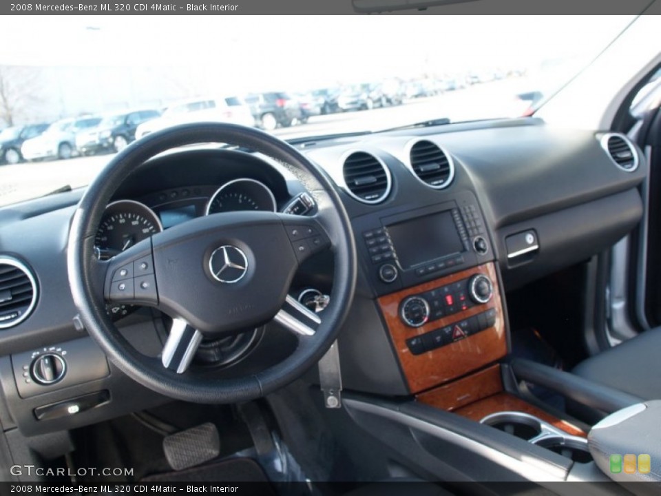 Black Interior Dashboard for the 2008 Mercedes-Benz ML 320 CDI 4Matic #59320288