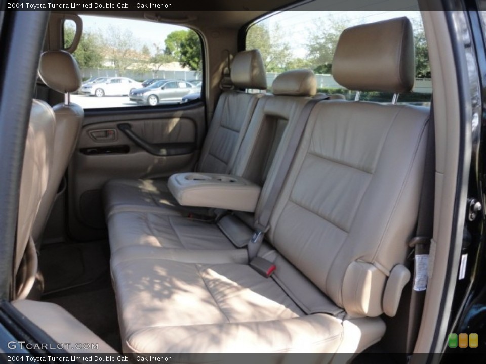 Oak Interior Photo for the 2004 Toyota Tundra Limited Double Cab #59323868