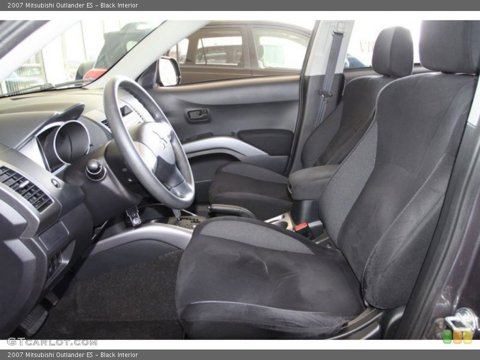 Black Interior Photo for the 2007 Mitsubishi Outlander ES #59324528