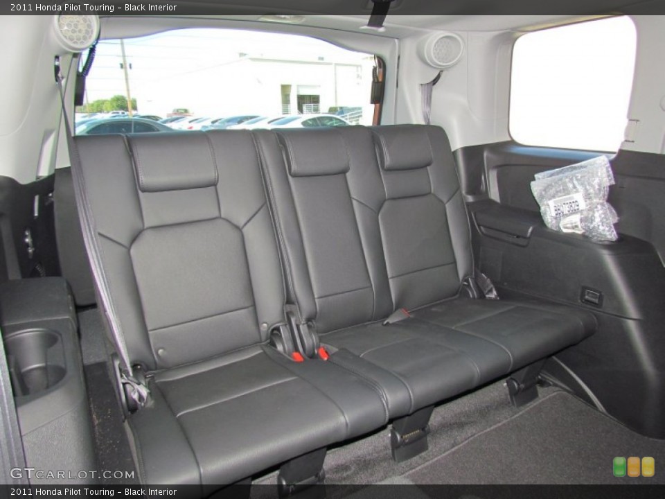 Black Interior Photo for the 2011 Honda Pilot Touring #59330518