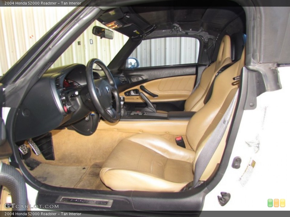 Tan Interior Photo for the 2004 Honda S2000 Roadster #59333167