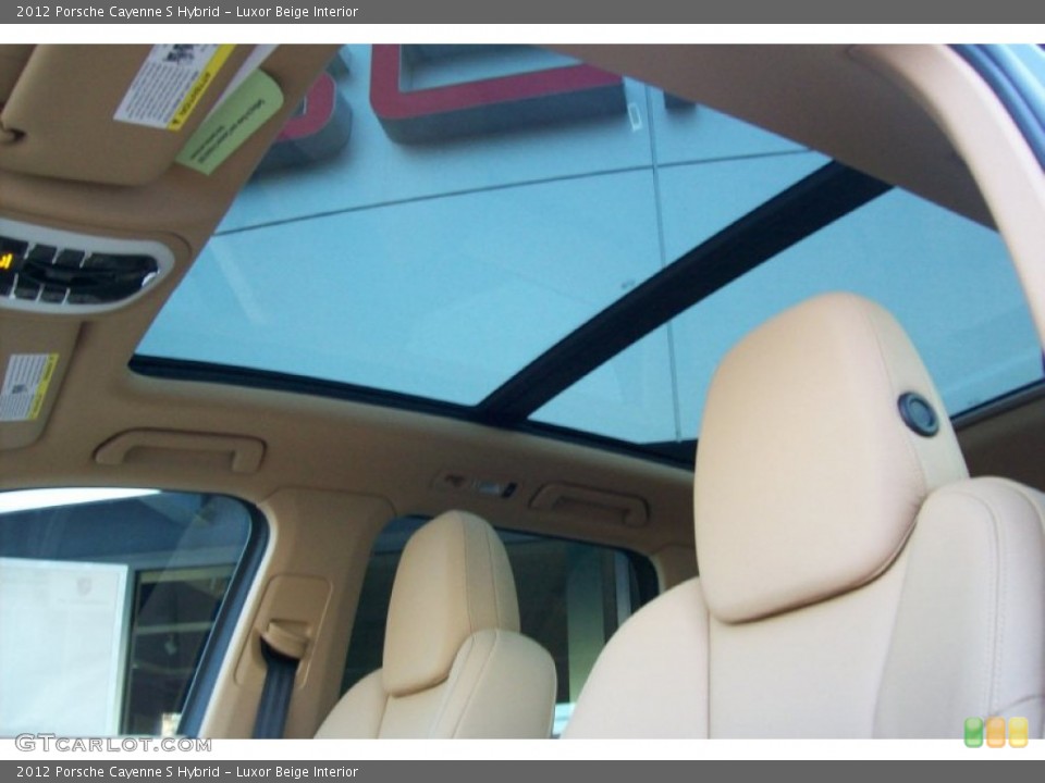Luxor Beige Interior Sunroof for the 2012 Porsche Cayenne S Hybrid #59335521