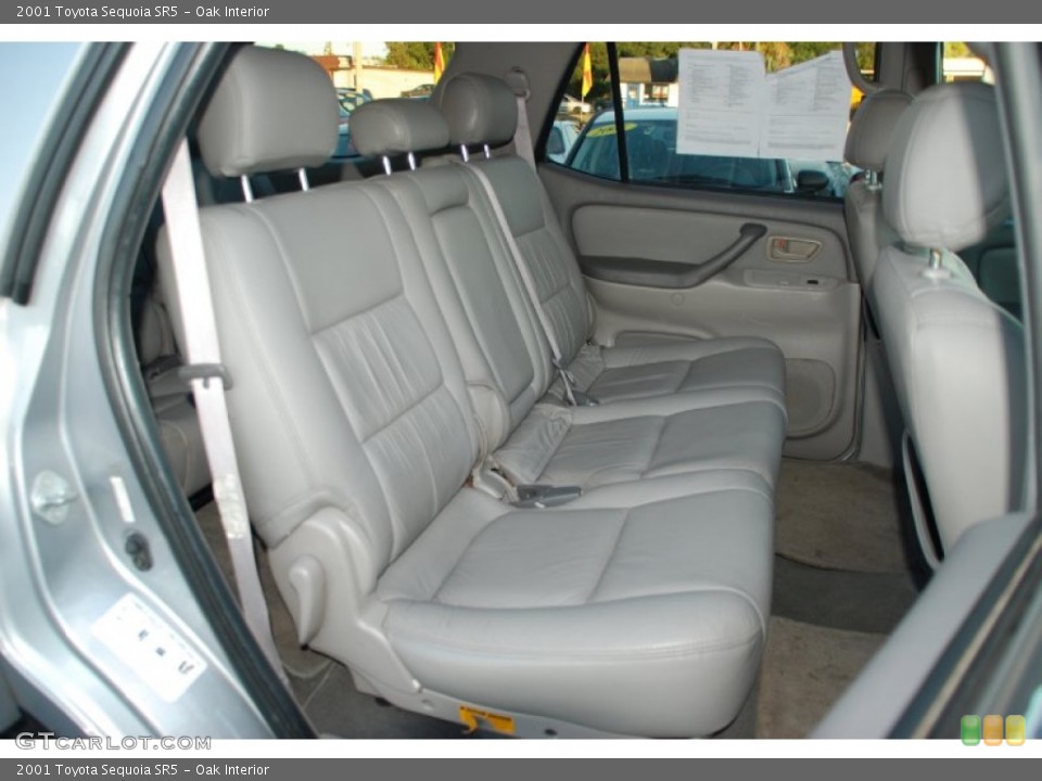 Oak Interior Photo for the 2001 Toyota Sequoia SR5 #59336095