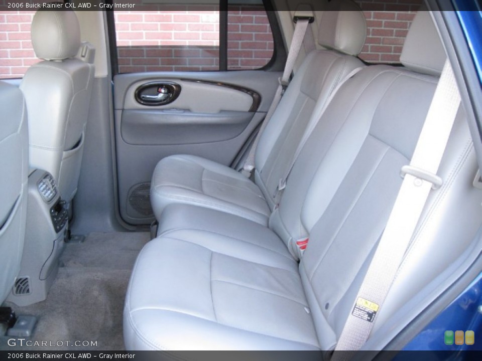 Gray Interior Photo for the 2006 Buick Rainier CXL AWD #59336959