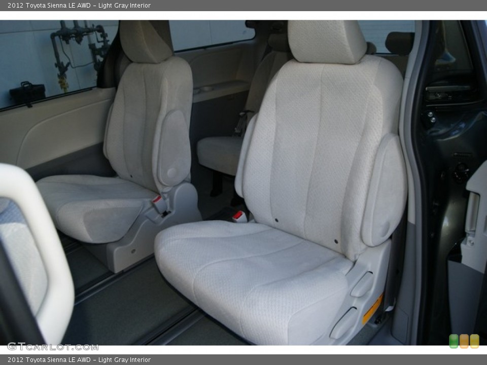 Light Gray Interior Photo for the 2012 Toyota Sienna LE AWD #59338663