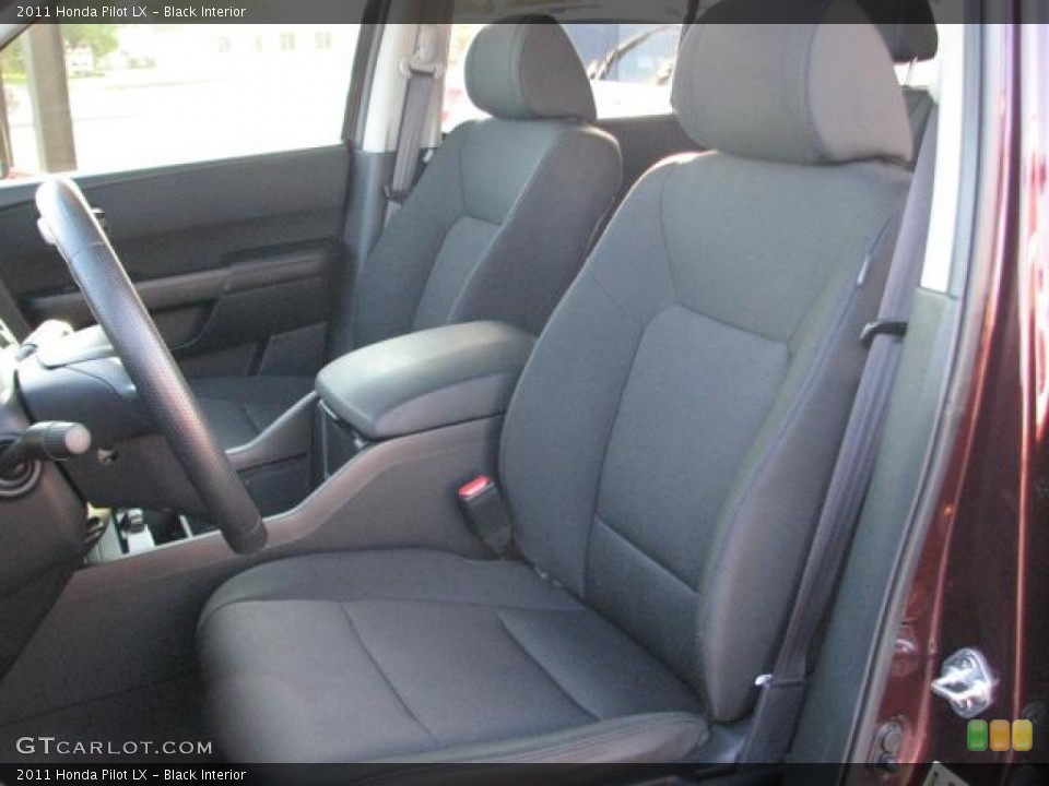 Black Interior Photo for the 2011 Honda Pilot LX #59346031