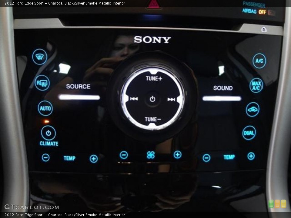 Charcoal Black/Silver Smoke Metallic Interior Controls for the 2012 Ford Edge Sport #59360310